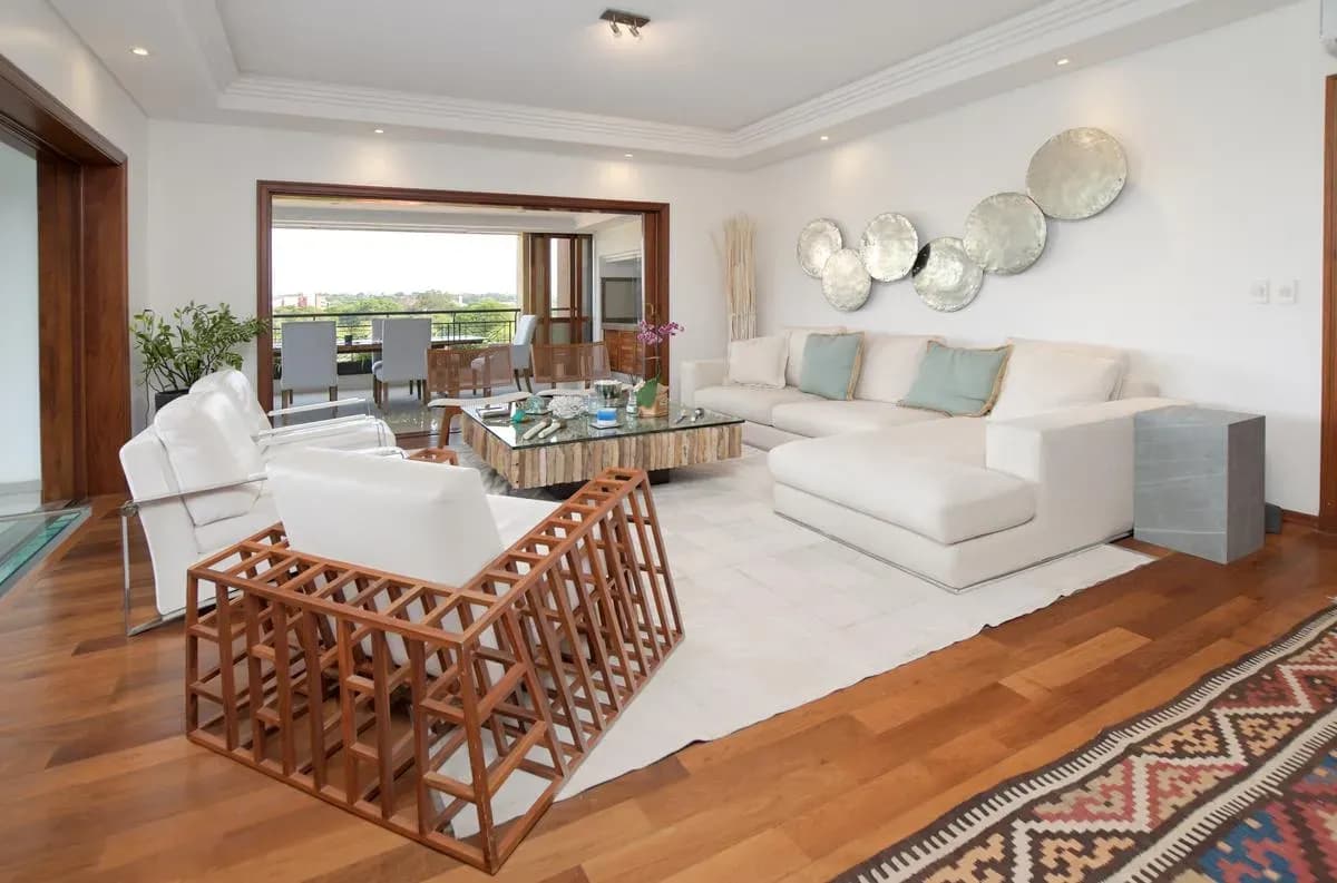 4-Bedroom Apartment for Sale in Bella Vista, Asunción - Image 7