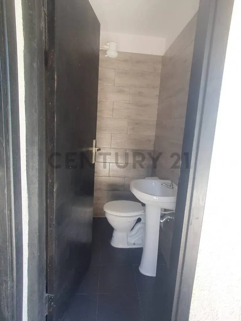 Casa de 3 dormitorios en Venta en Limpio - Image 11