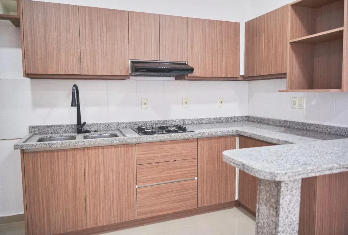 3-Bedroom House for Sale in Parques del Yatch, Lambaré - Image 11