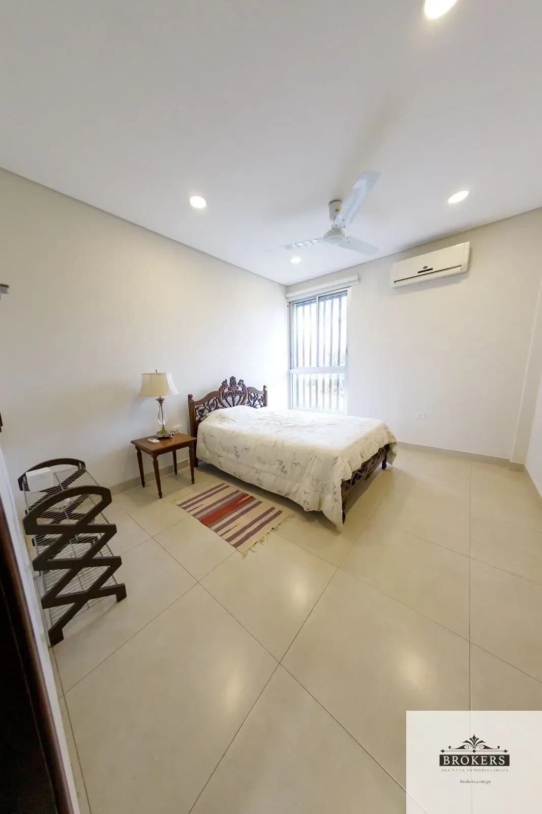 Casa de 3 quartos à venda em Loma Pytá, Assunção - Image 15