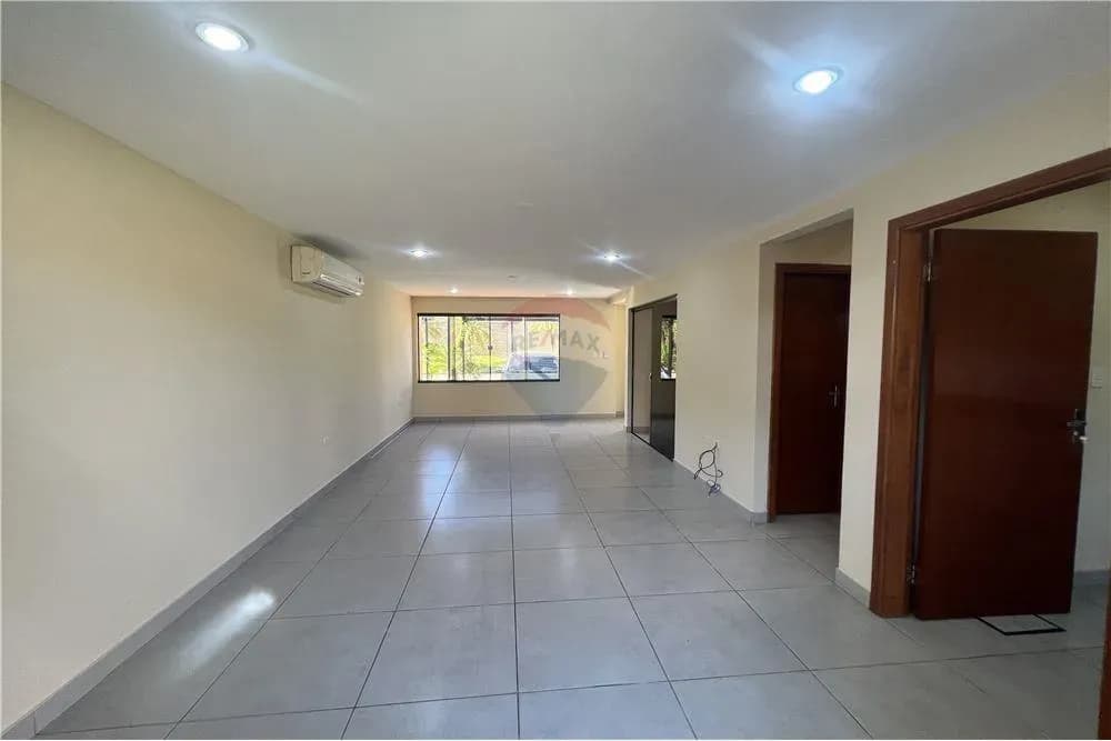 3-Bedroom Apartment for Sale in Cuarto Barrio, Luque - Image 20