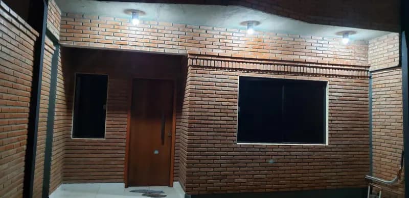 3-Bedroom House for Sale in Fernando de la Mora - Image 2