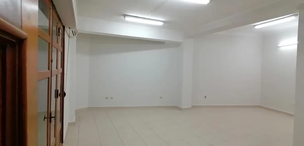 Office of 35m² for Rent in La Encarnacion, Asunción
