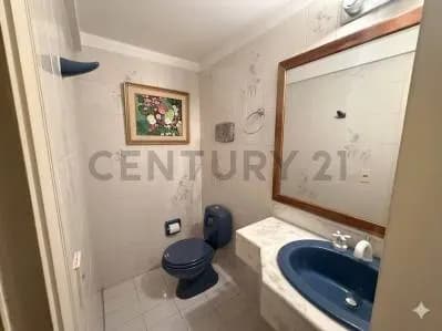 Departamento de 4 dormitorios en Venta en Pocitos, Montevideo - Image 4