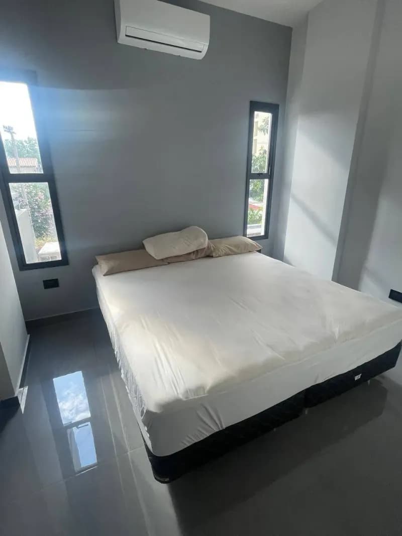 Departamento de 2 dormitorios en Alquiler en San Lorenzo - Image 4