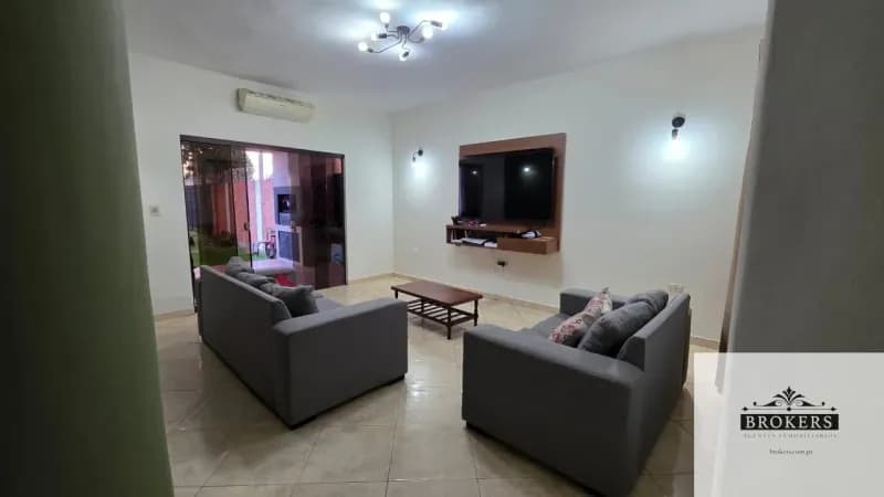 Casa de 3 dormitorios en Venta en Cuarto Barrio, Luque - Image 5