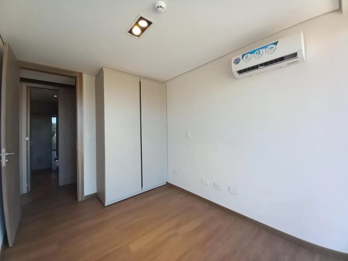 3-Bedroom Apartment for Sale in Villa Morra, Asunción - Image 14