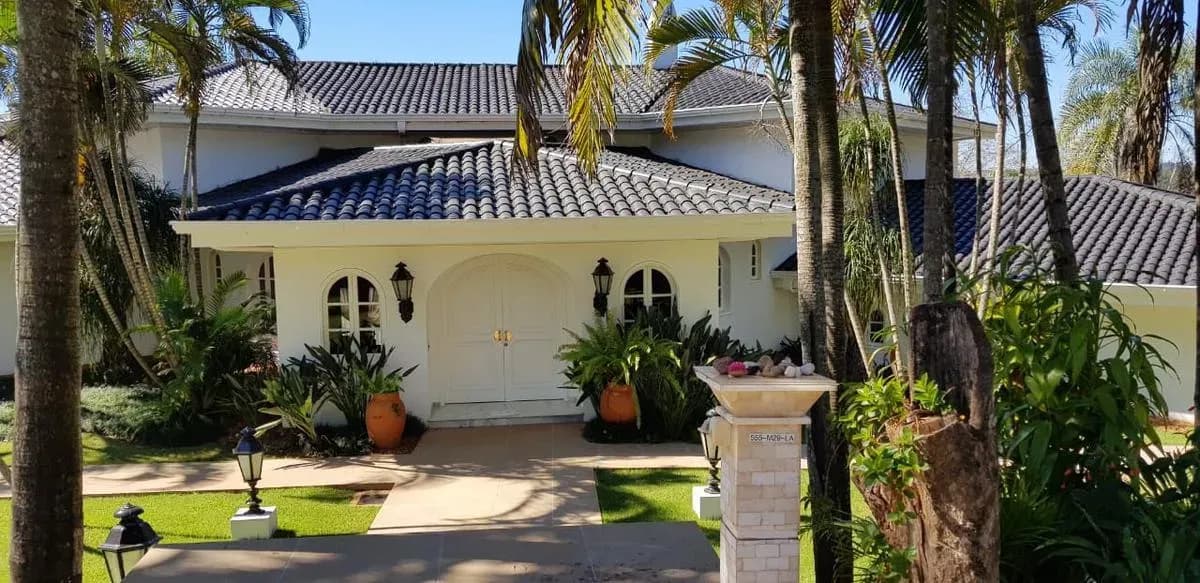 Casa de 5 dormitórios à venda em Ciudad Nueva, Ciudad del Este