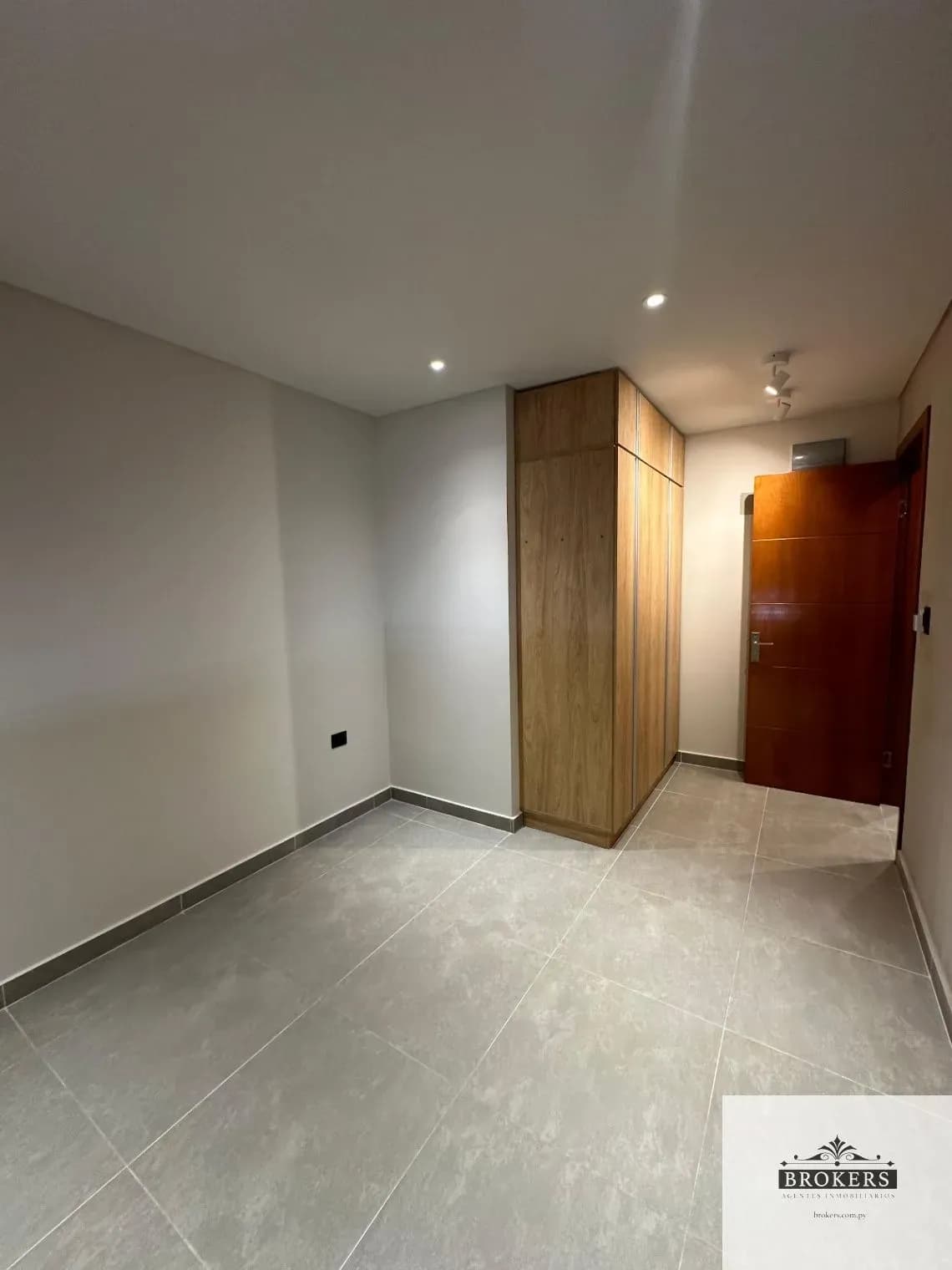 Casa de 3 quartos à Venda em Loma Merlo, Luque - Image 10