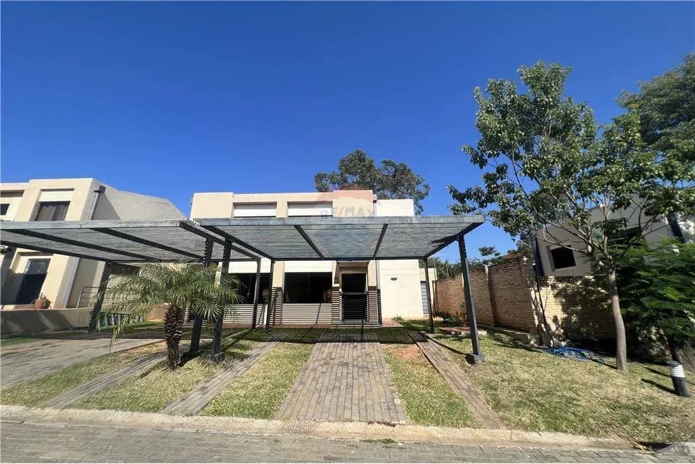 Casa de 3 quartos à venda em Cuarto Barrio, Luque