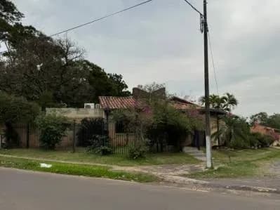 Casa de 3 dormitorios en Venta en Kennedy, Lambaré - Image 4