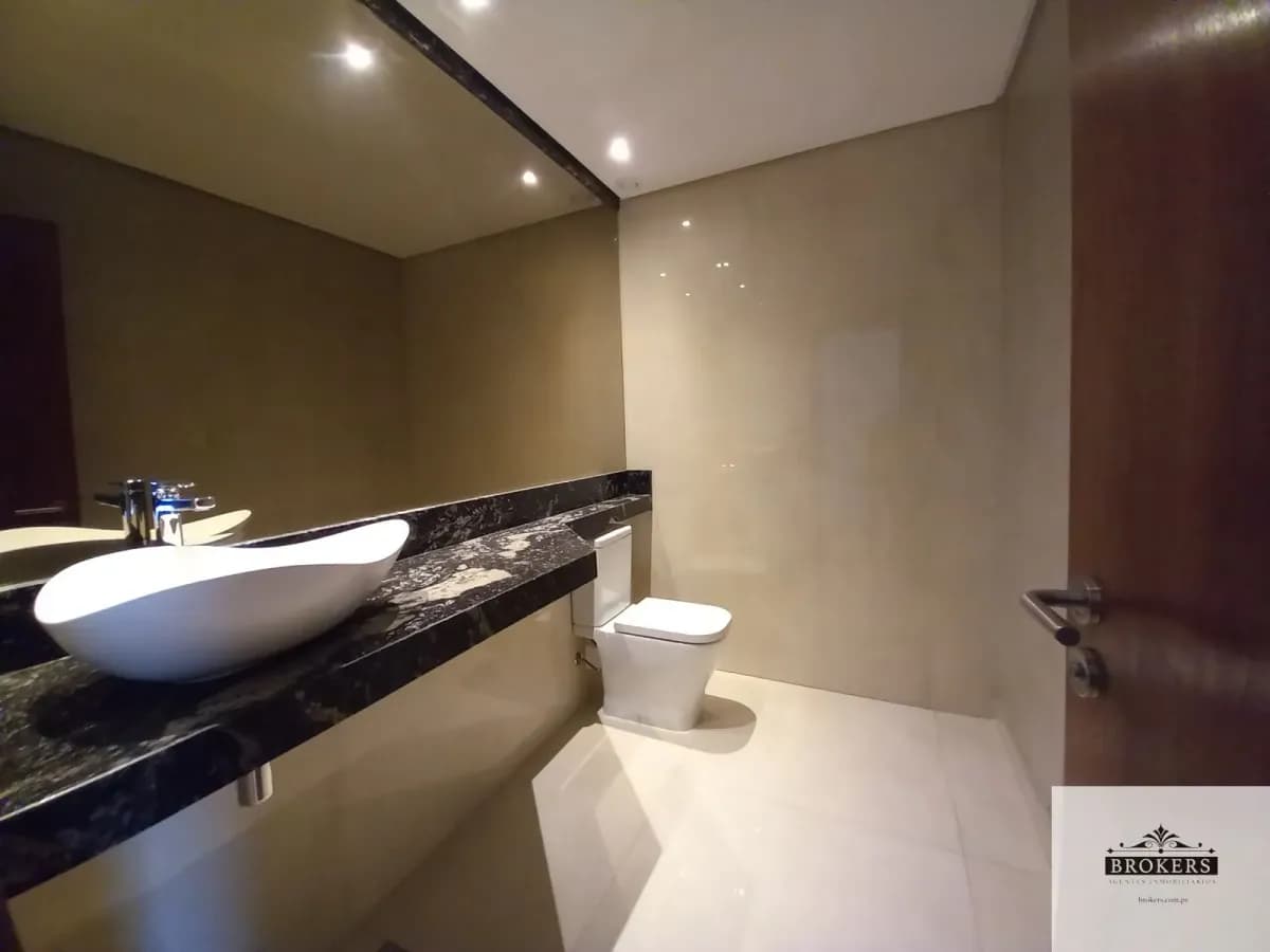 Departamento de 2 dormitorios en Alquiler en Madame Lynch, Asunción - Image 19