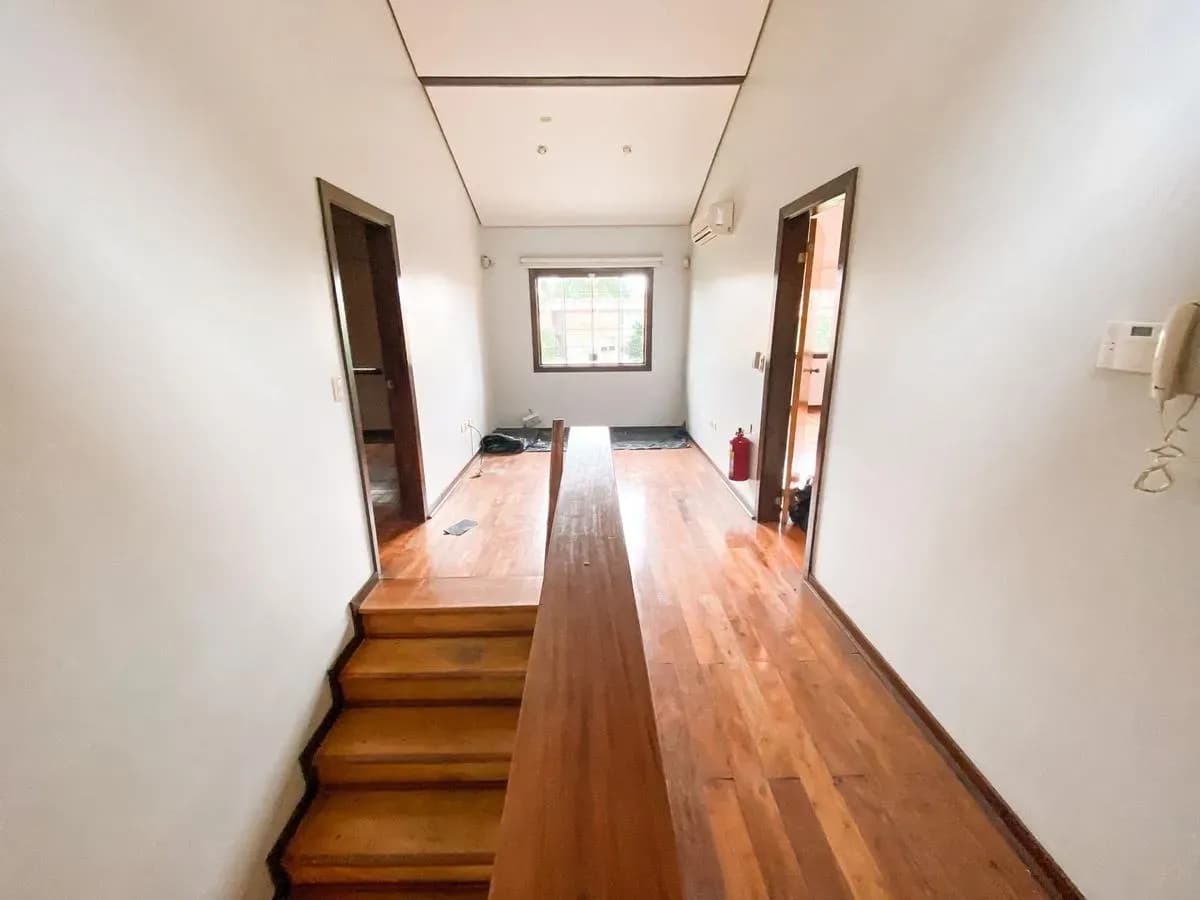 Casa de 4 quartos à Venda em Assunção - Image 14