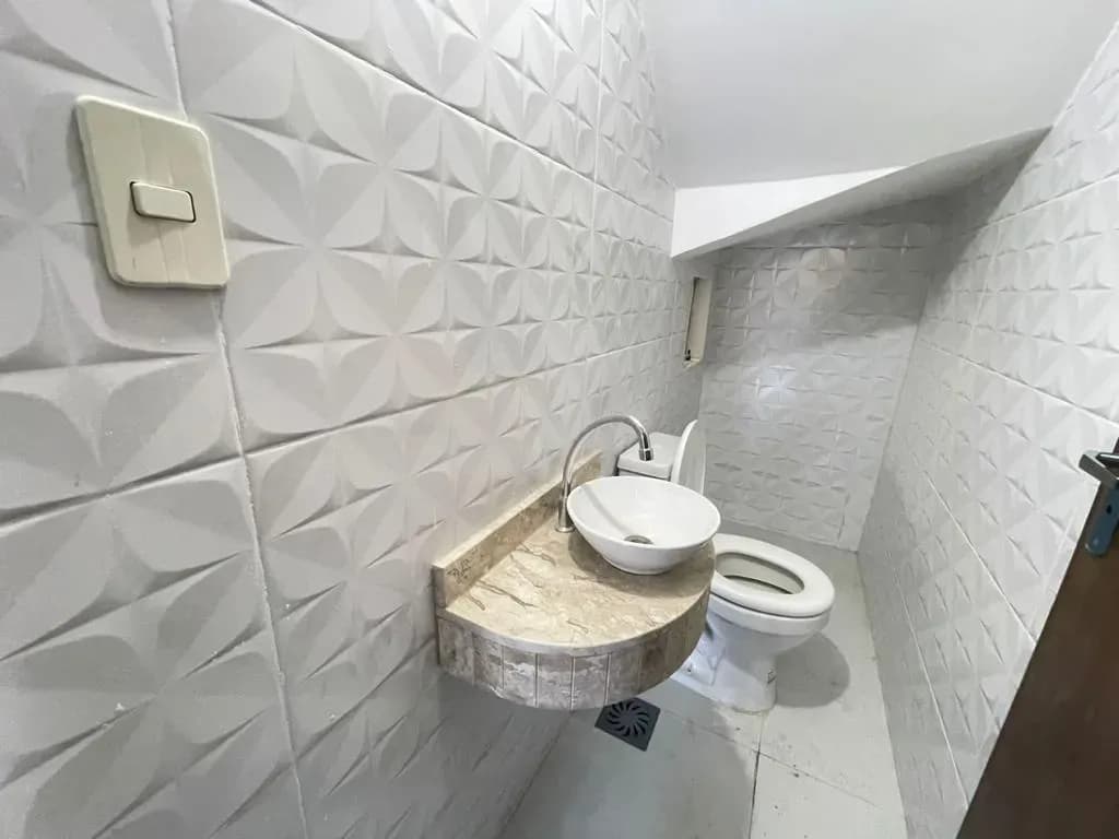 Casa de 3 dormitorios en Venta en Orilla del Campo Grande, Fernando de la Mora - Image 8