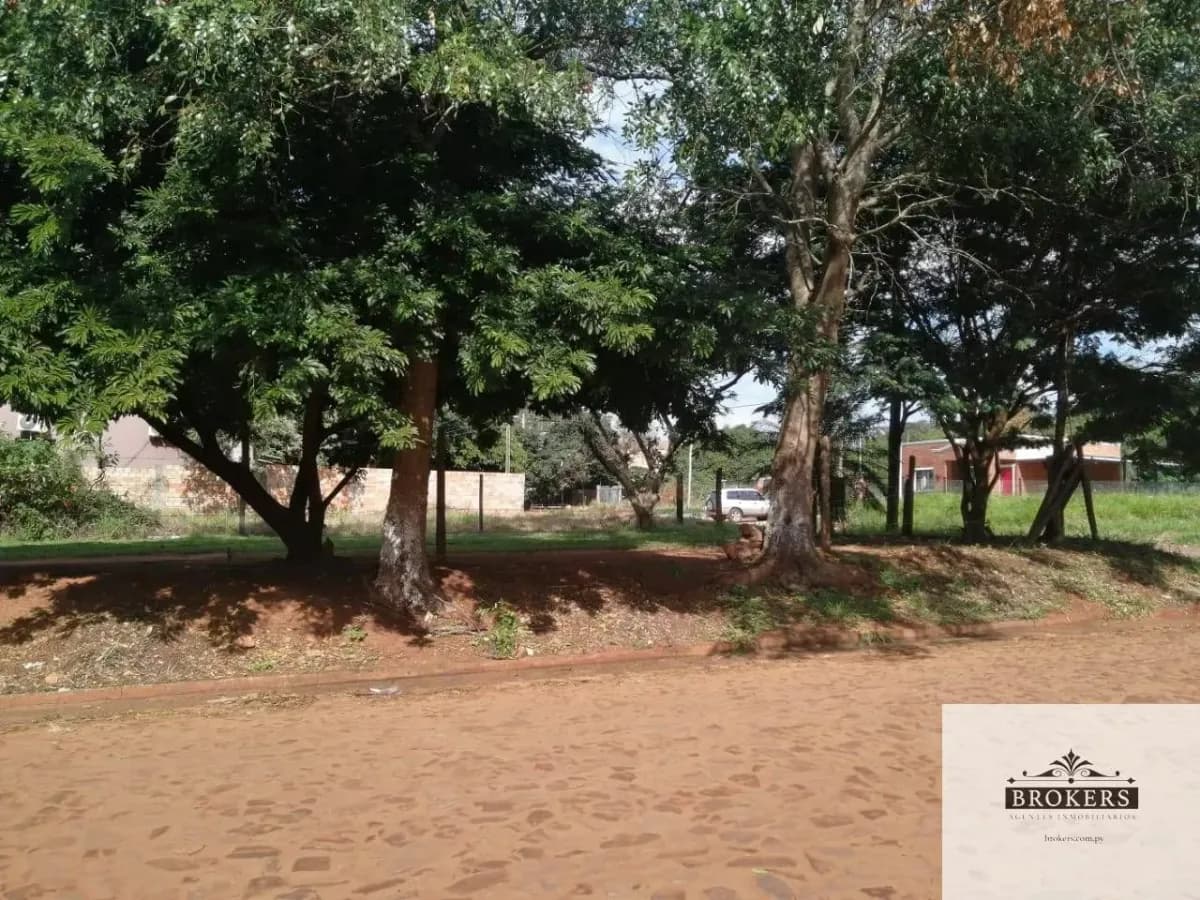 Terreno de 360m² à Venda em Caaguazú - Image 7