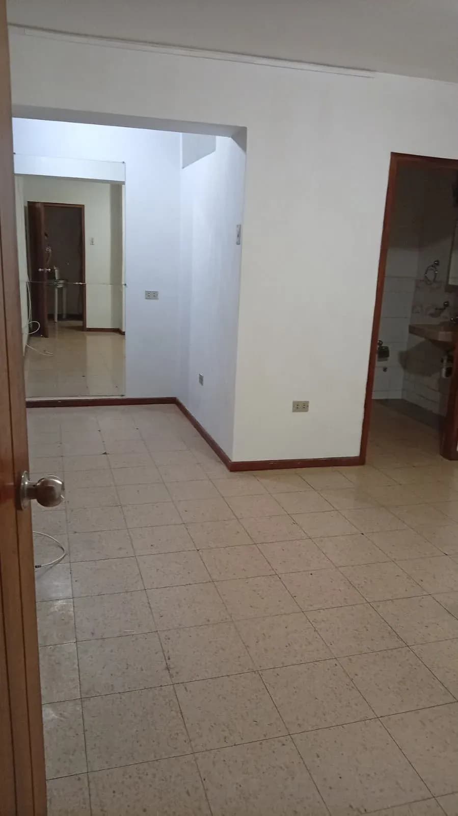 2-Bedroom Apartment in Brillante, 100m², for Rent in Urdaneta, Guayaquil