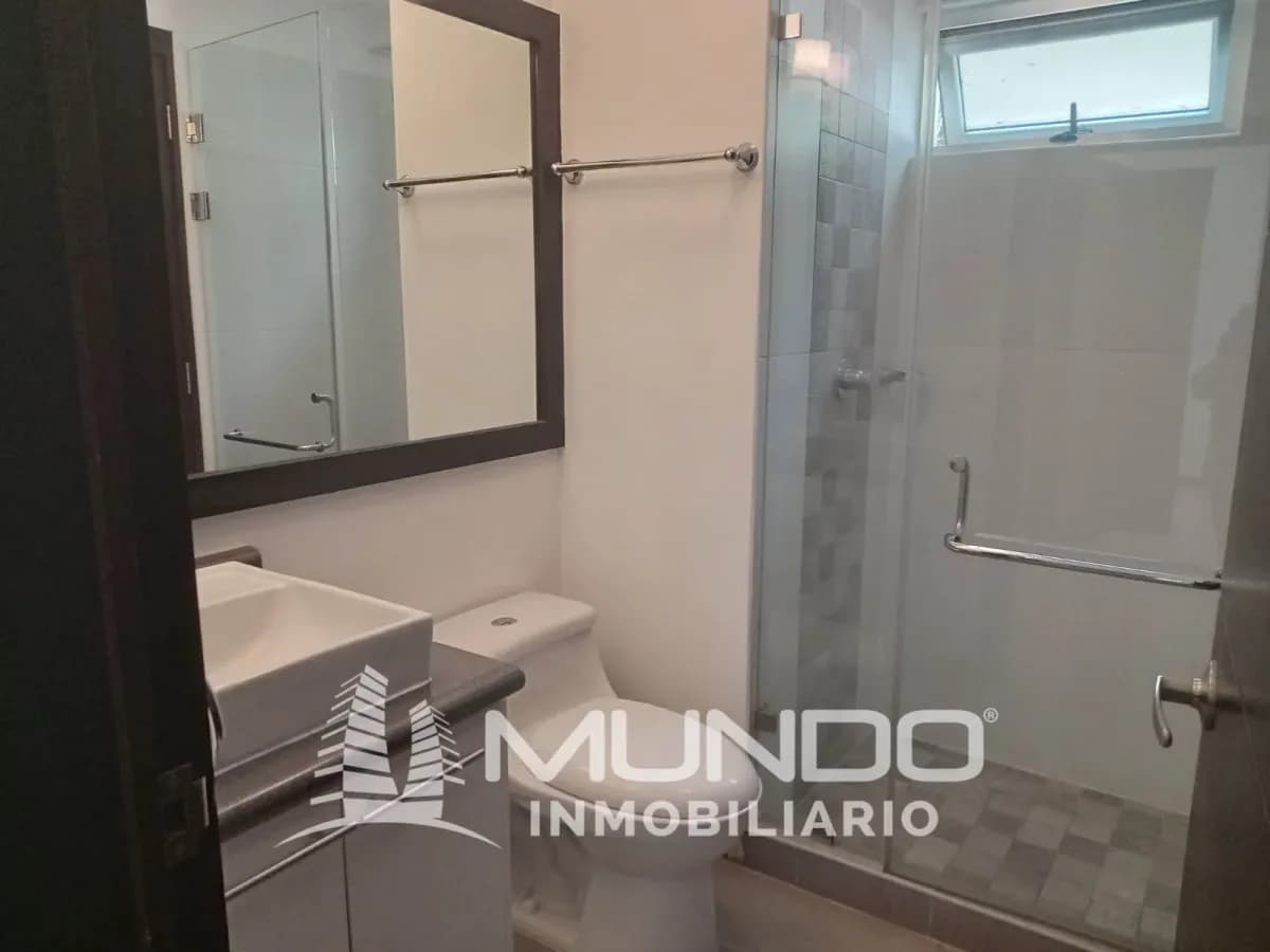 Departamento de 2 dormitorios, 67m², en Venta en Zona 1, Santa Catarina Pinula - Image 8
