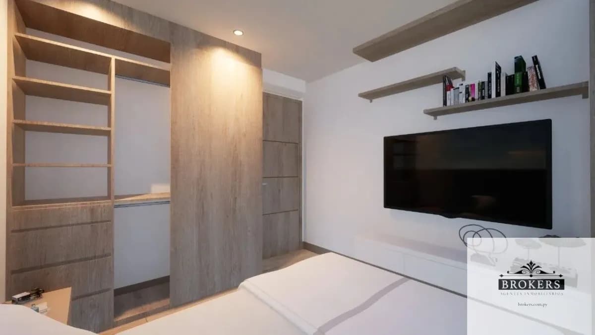 3-Bedroom House for Sale in San Vicente, Lambaré - Image 11