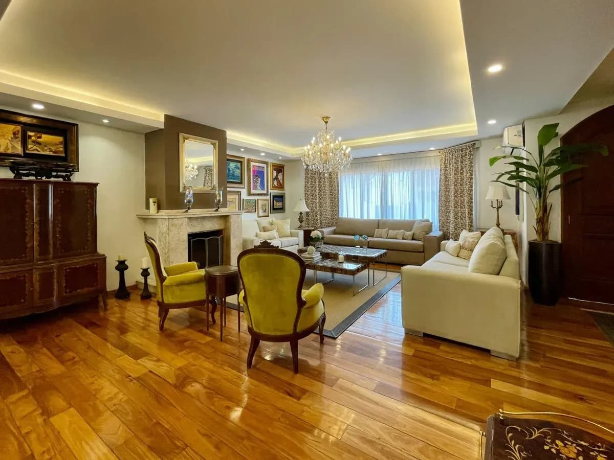 4-Bedroom House for Sale in Recoleta, Asunción - Image 6