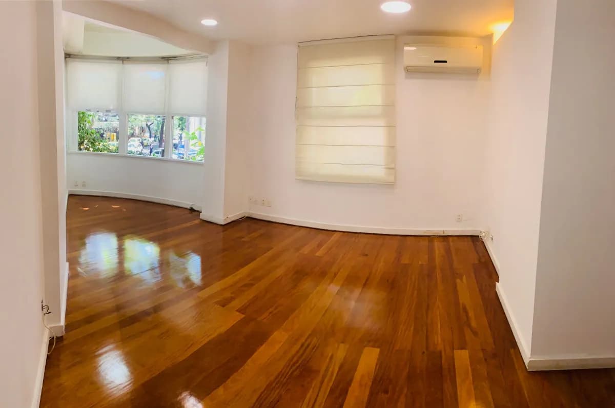 Apartamento de 3 habitaciones en Rua João Lira 209, 112m², en venta en Leblon, Río de Janeiro - Image 2