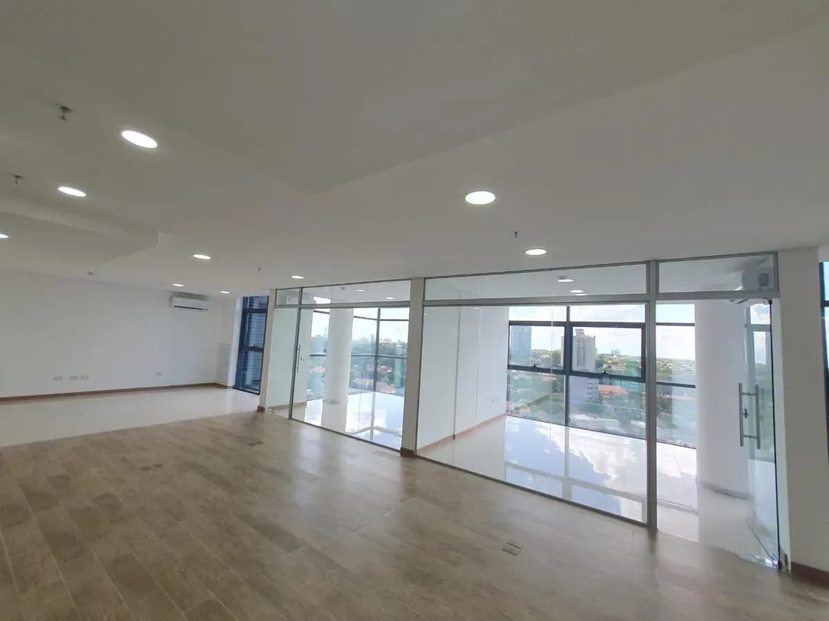 Office of 308m² for Rent in Salvador del Mundo, Asunción - Image 5