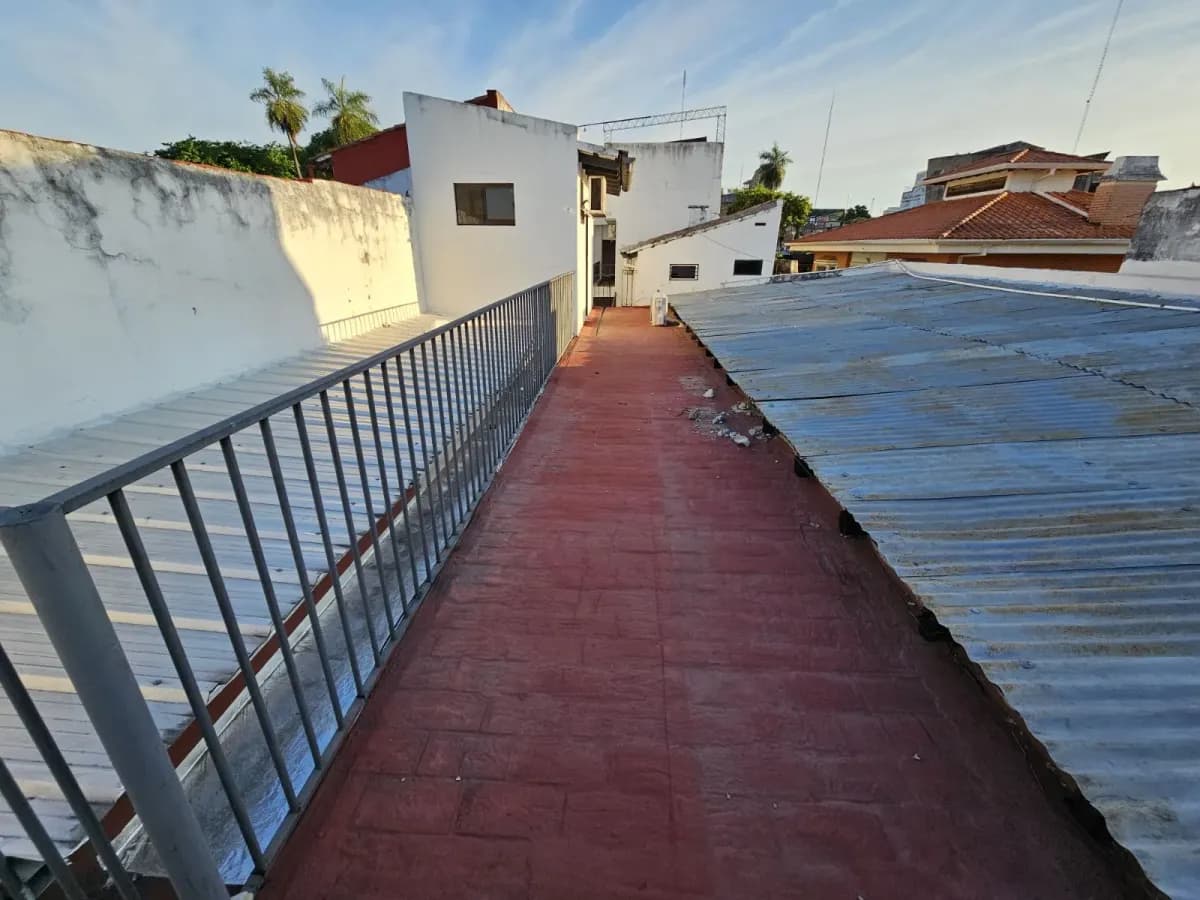 Escritório de 413m² à Venda em Doctor Francia, Lambaré - Image 19