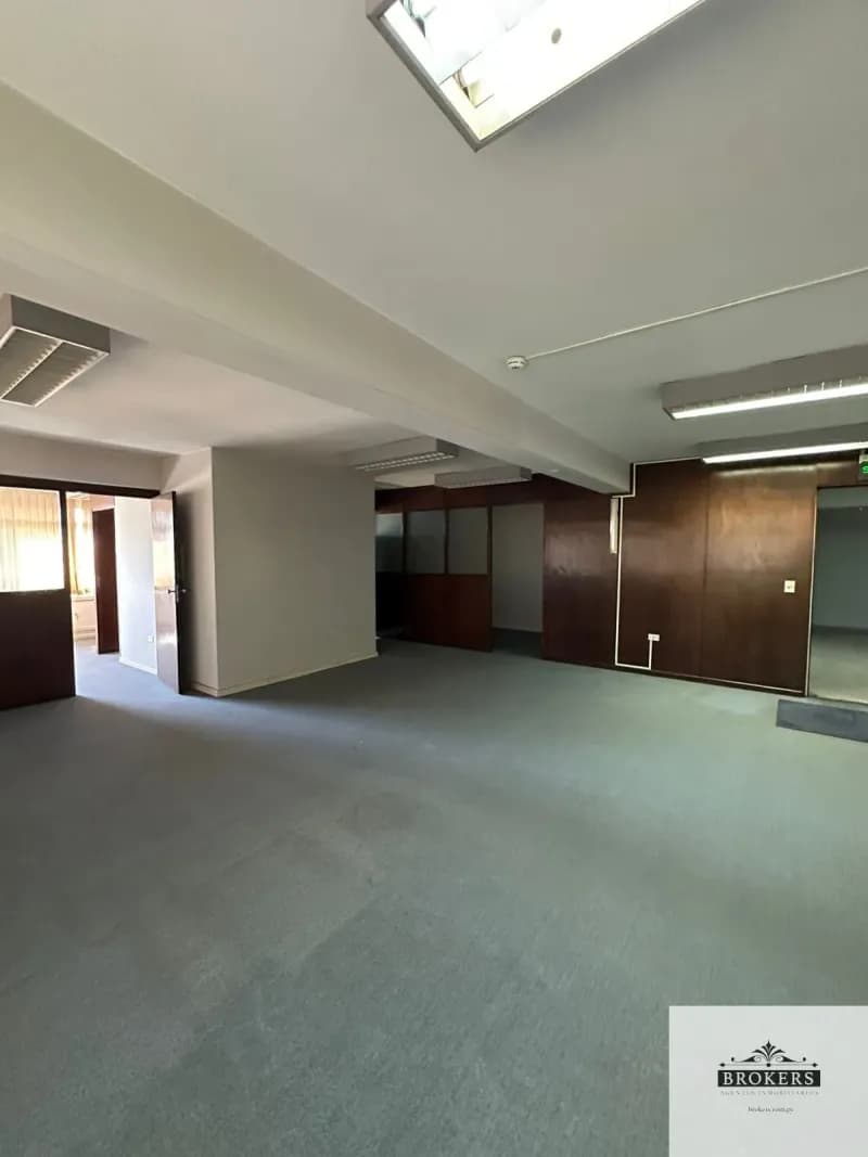 Office of 140m² for Rent in La Catedral, Lambaré - Image 3