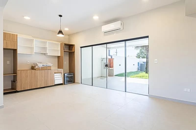 Casa de 3 dormitorios en Venta en Limpio - Image 4