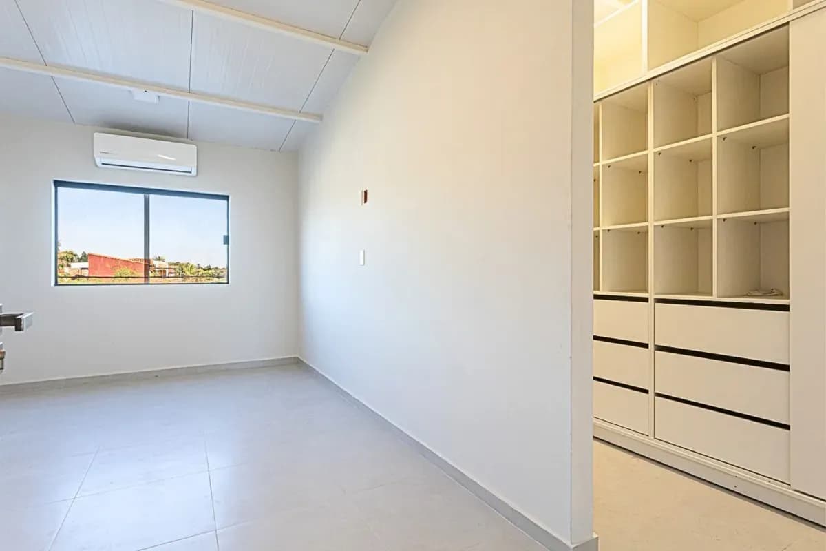 Casa de 3 dormitorios en Venta en Limpio - Image 7