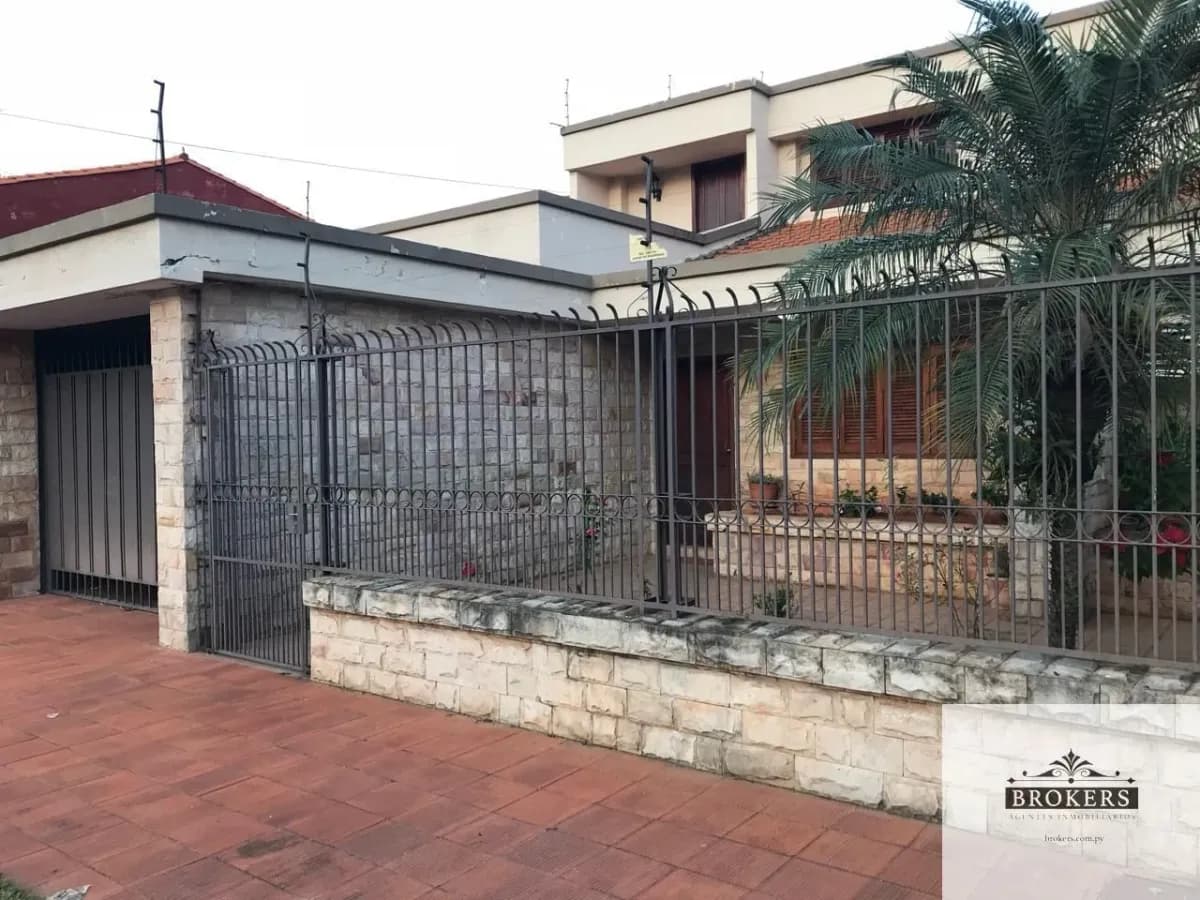 3-Bedroom House for Sale in Villa Ofelia, Fernando de la Mora - Image 2