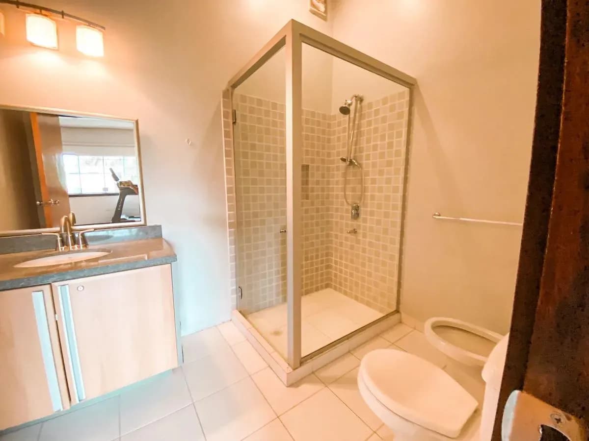 Casa de 4 quartos à Venda em Assunção - Image 13