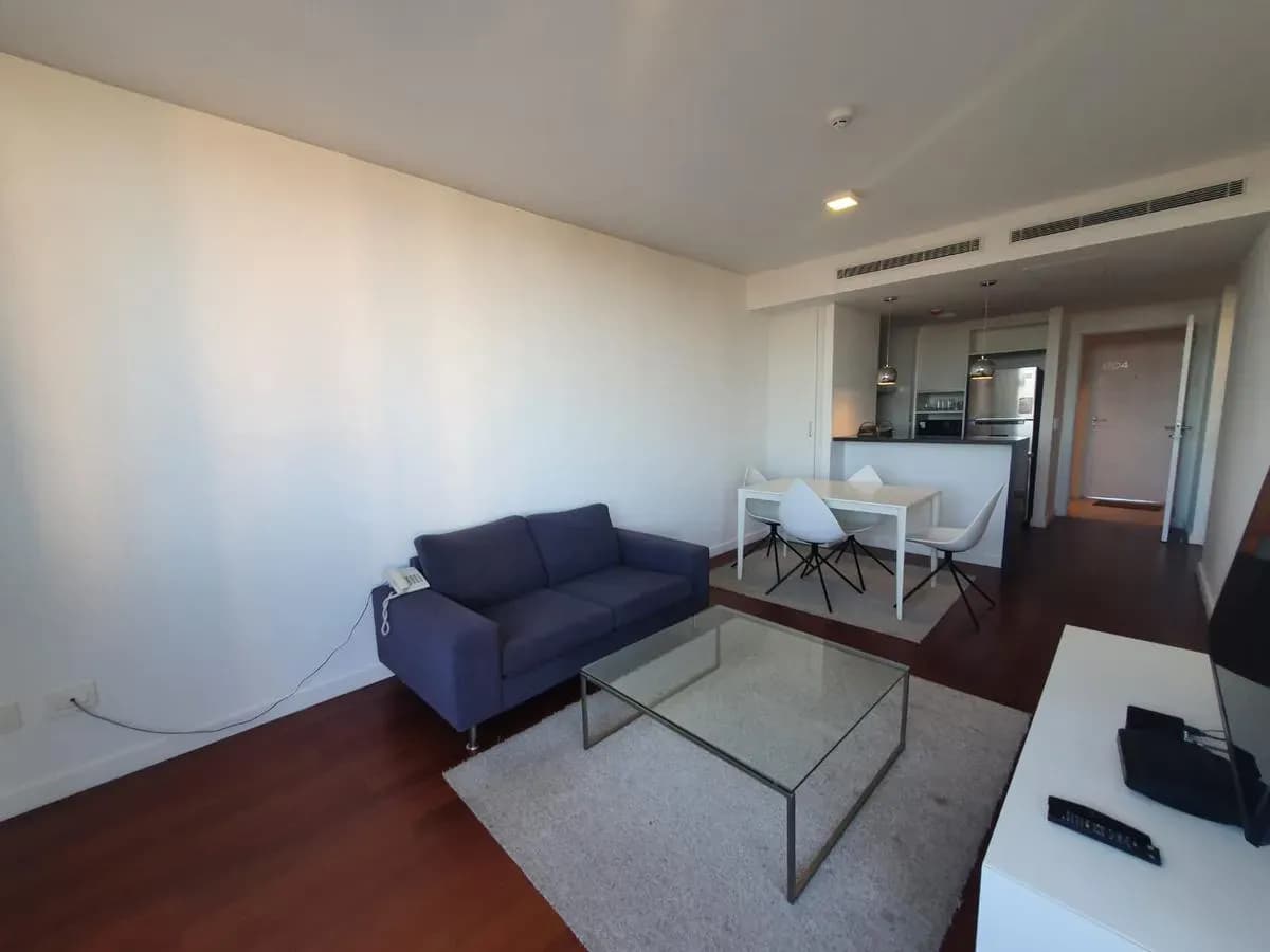 1-Bedroom Apartment for Rent in San Jorge, Asunción - Image 4