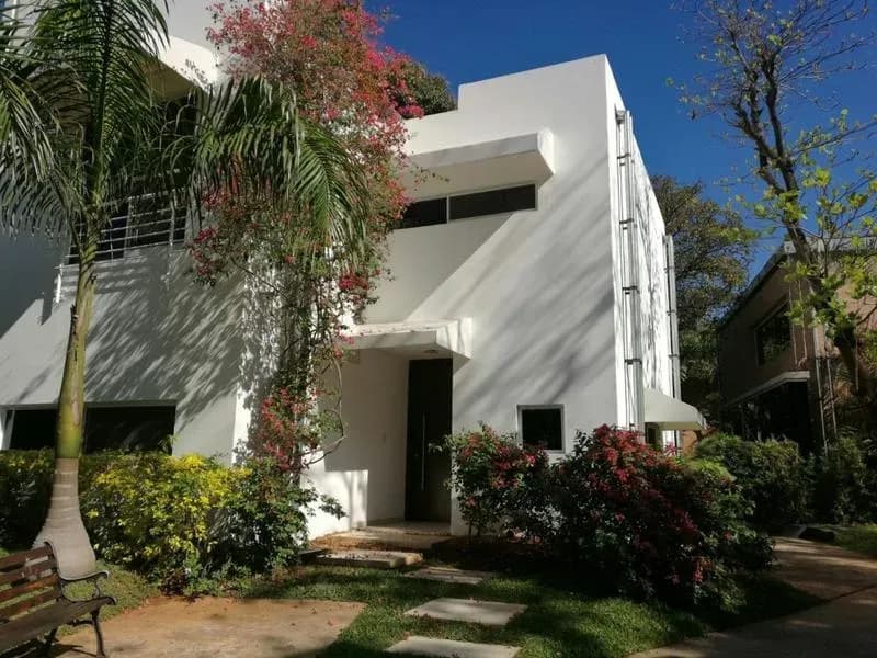 Casa de 2 dormitorios en Venta en Laguna Grande, Fernando de la Mora