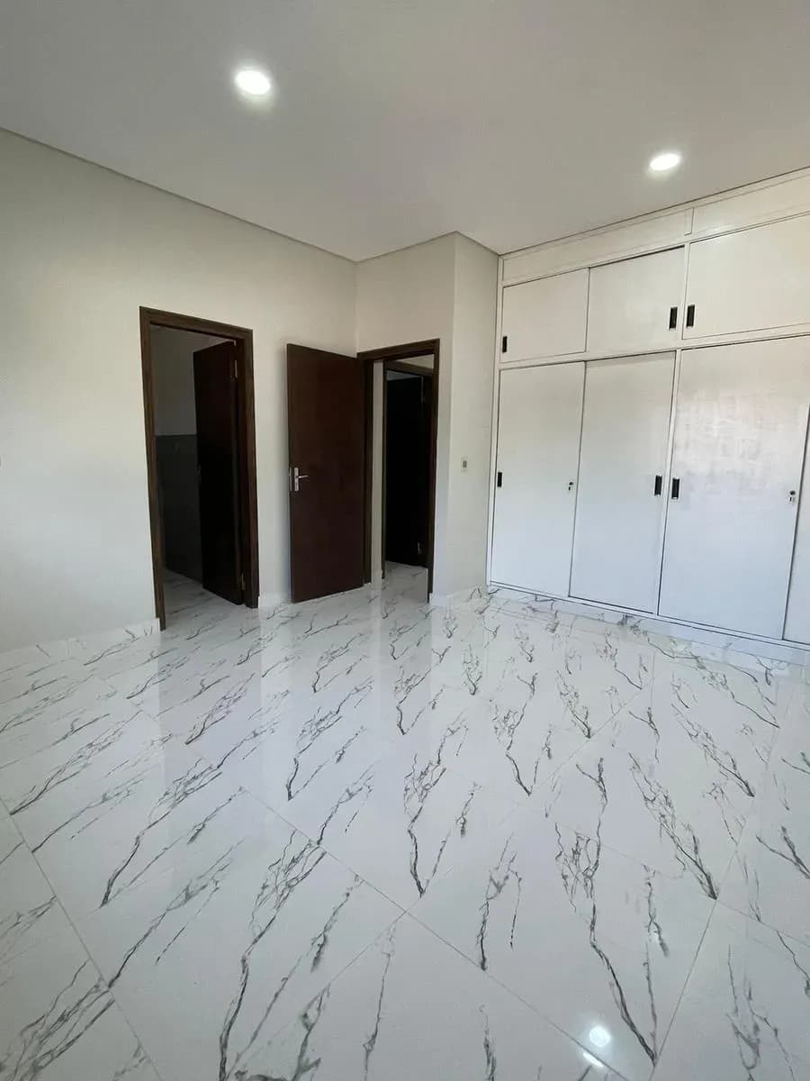 Casa de 3 quartos à Venda em Orilla del Campo Grande, Fernando de la Mora - Image 2