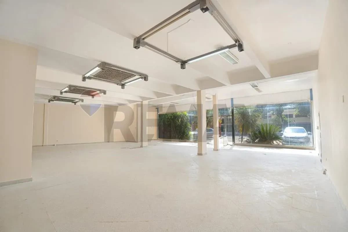 Local Comercial de 1,335m² en Venta en Recoleta, Asunción - Image 7