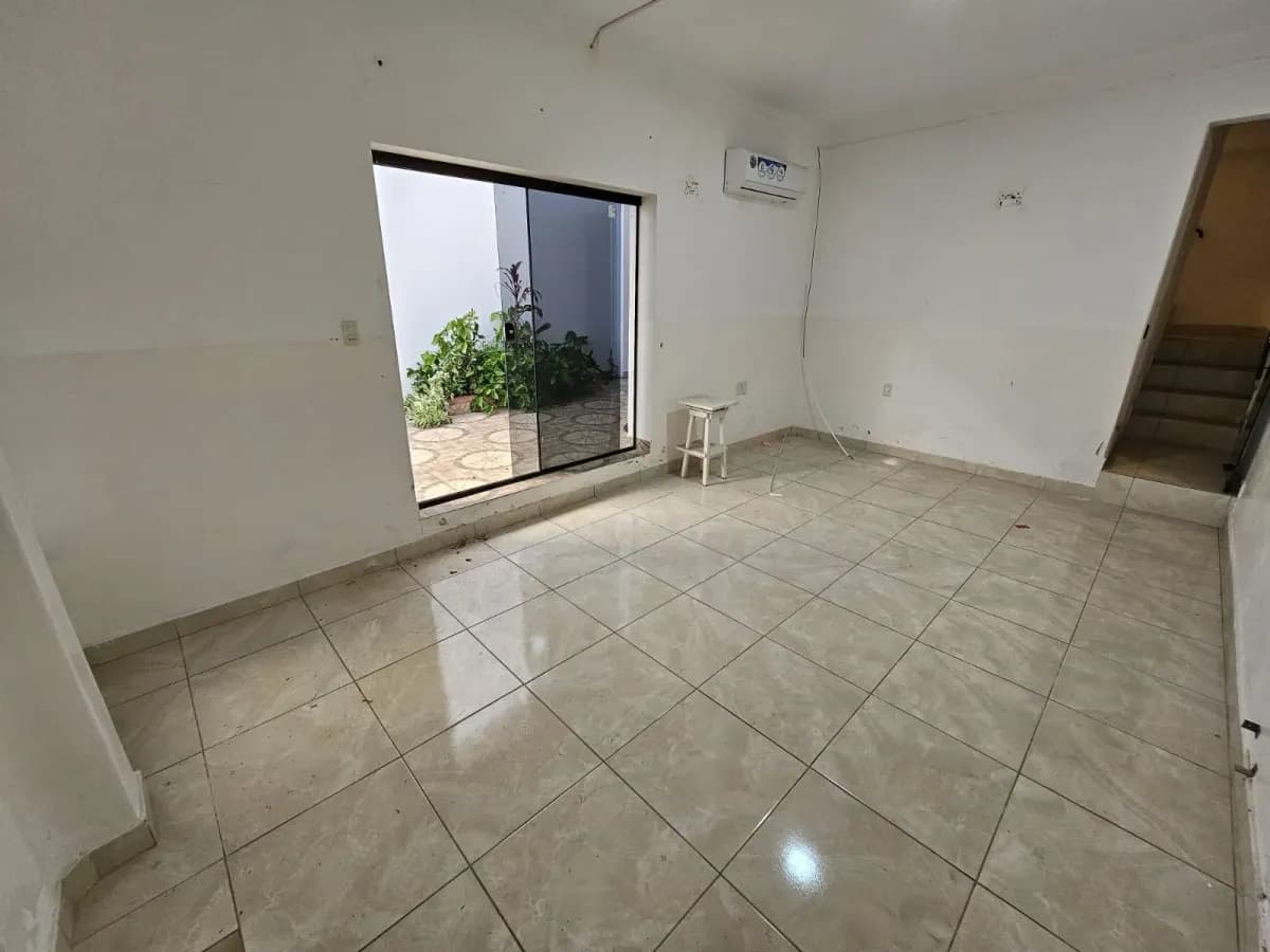 Escritório de 413m² à Venda em Doctor Francia, Lambaré - Image 14