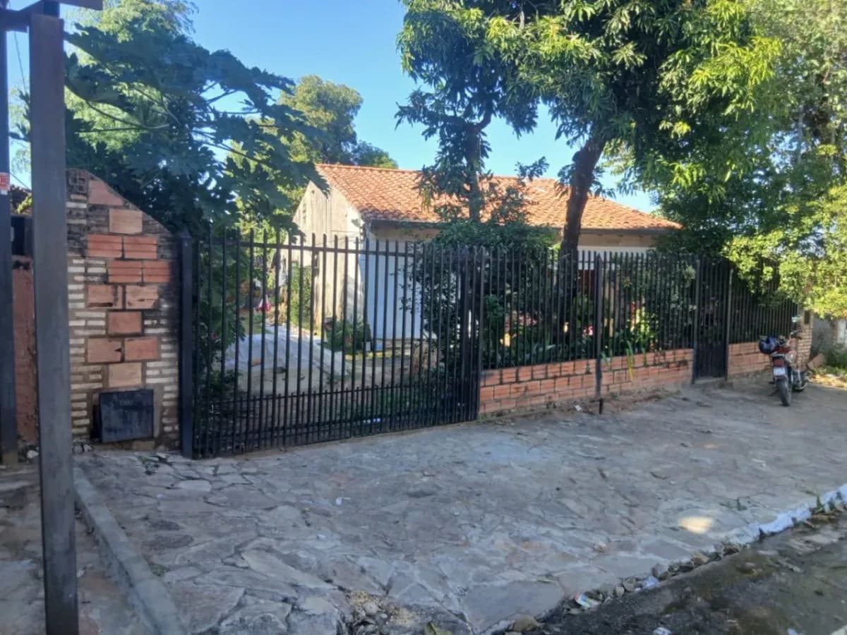 Casa de 2 dormitorios en Venta en San Roque González, Lambaré - Image 2