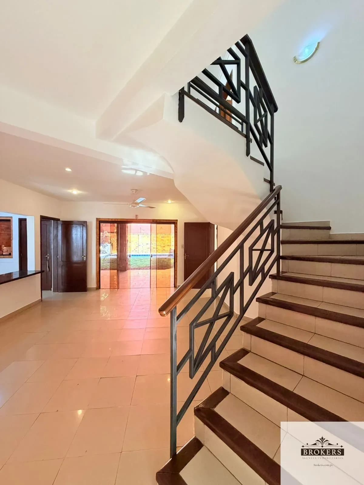 Casa de 3 dormitorios en Venta en Estanzuela, Fernando de la Mora - Image 8
