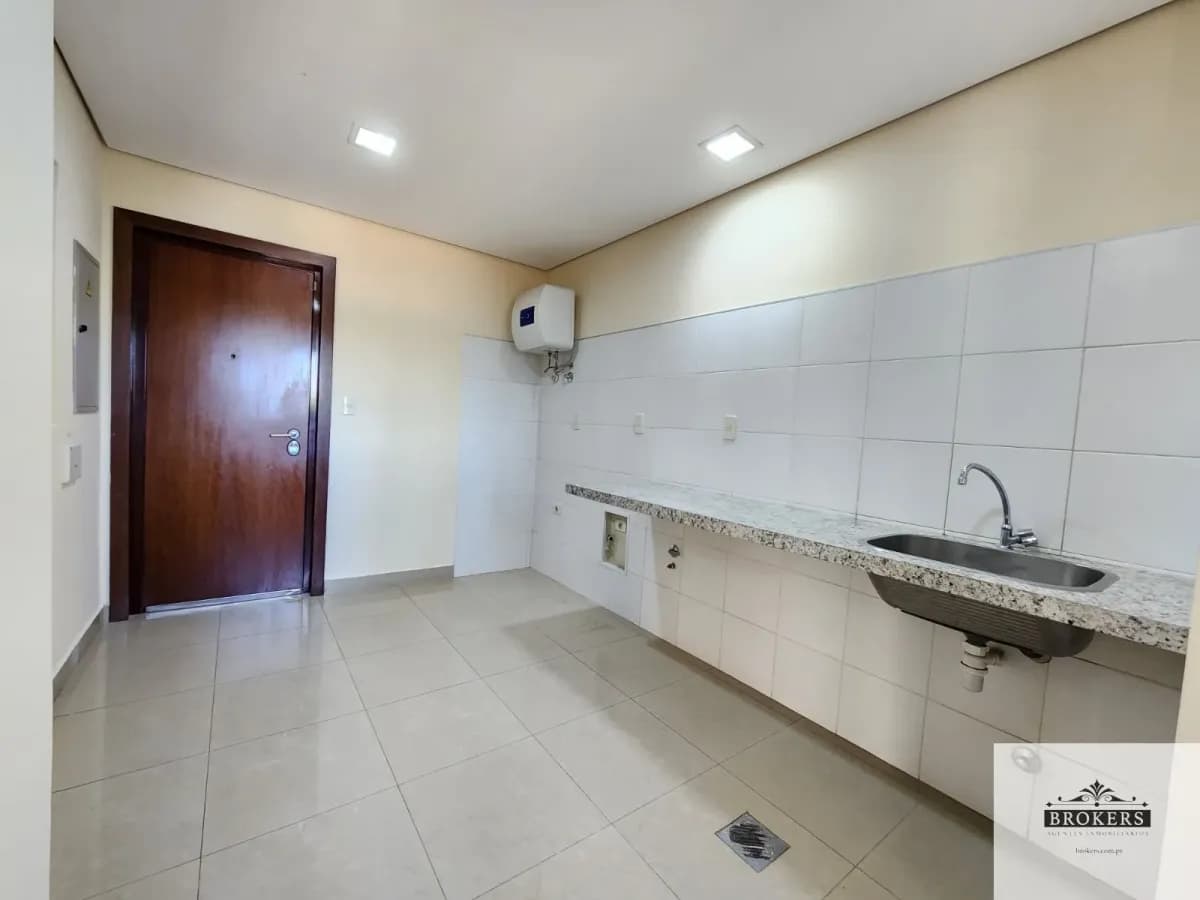 Apartamento de 3 quartos à venda em Las Mercedes, Lambaré - Image 8