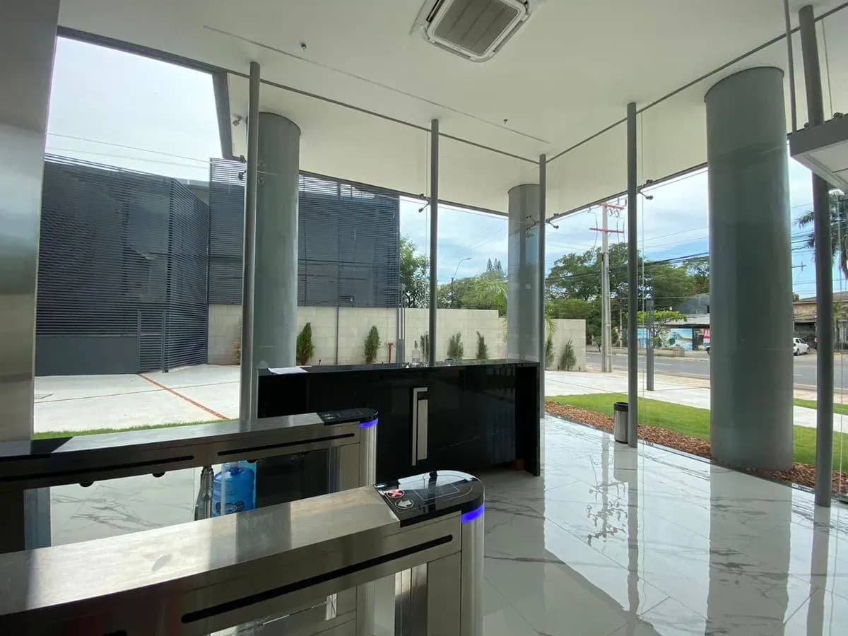 Office of 69m² for Sale in Salvador del Mundo, Asunción - Image 14