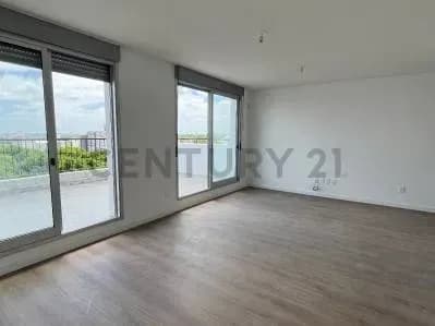 Departamento de 2 dormitorios en Venta en Centro, Montevideo - Image 3
