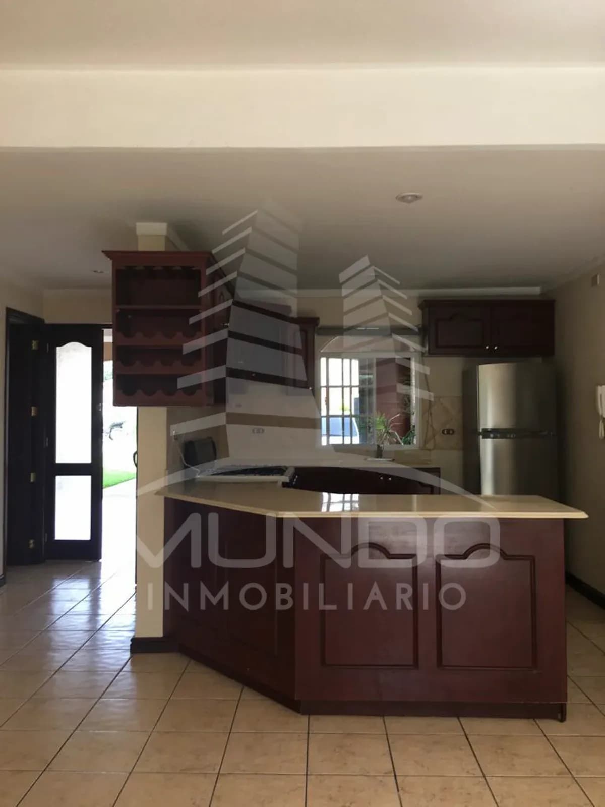 Casa de 3 dormitorios, 183m², en Alquiler en Zona 7, Don Justo - Image 4
