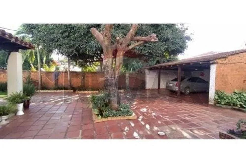 Casa de 4 dormitorios en Venta en Che la Reina, Ciudad del Este - Image 6