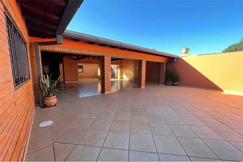 Casa de 5 quartos à Venda em San Antonio, Hernandarias - Image 5