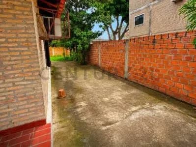 Casa de 2 dormitorios en Venta en San Roque González, Lambaré - Image 3