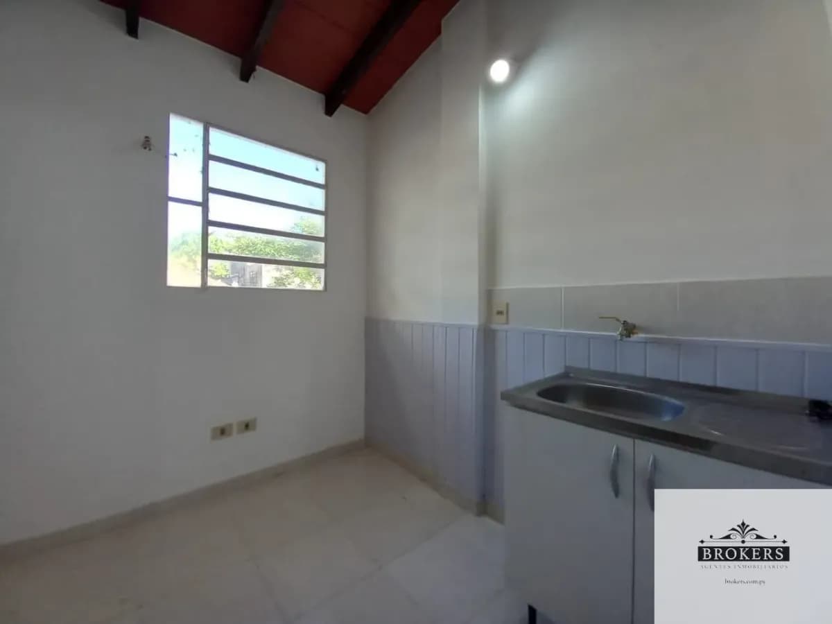 Oficina de 30m² en Alquiler en Villa Morra, Asunción - Image 6