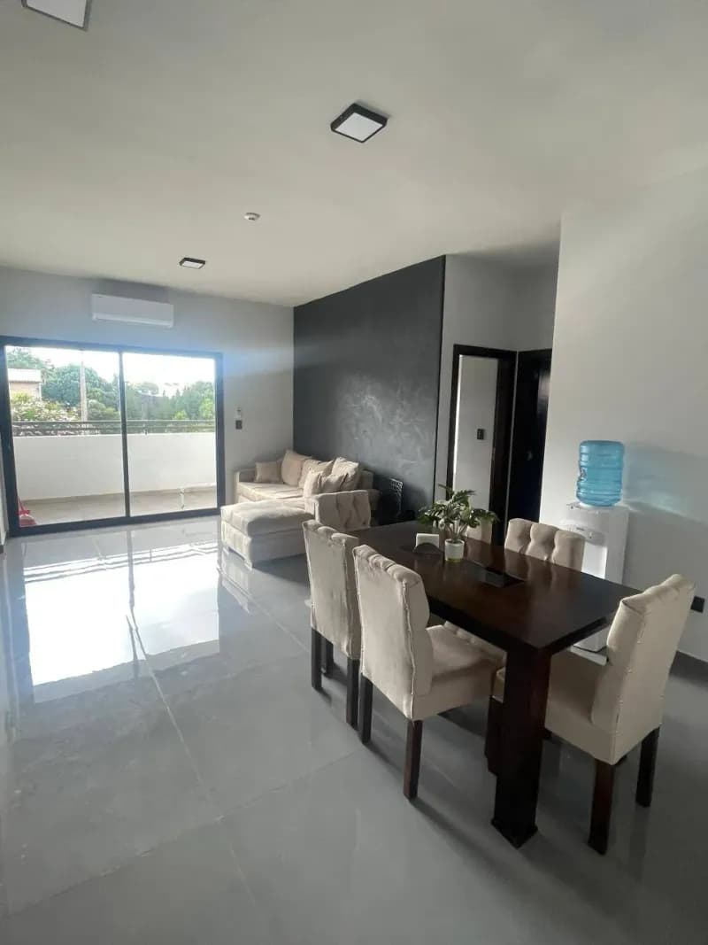 Departamento de 2 dormitorios en Alquiler en San Lorenzo - Image 3