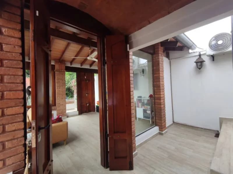 2-Bedroom House for Sale in Jara, Asunción - Image 2