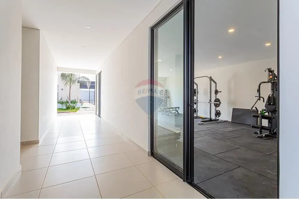 Casa de 3 dormitorios en Venta en Limpio - Image 16