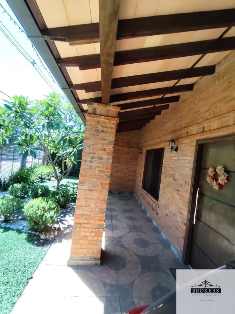 3-Bedroom House for Sale in Laurelty, Fernando de la Mora - Image 4